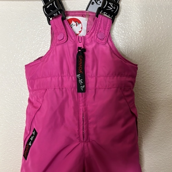 Canada weather gear, snow suit, 24 m, pink, gaiters, adjustable shoulder straps - Picture 5 of 9